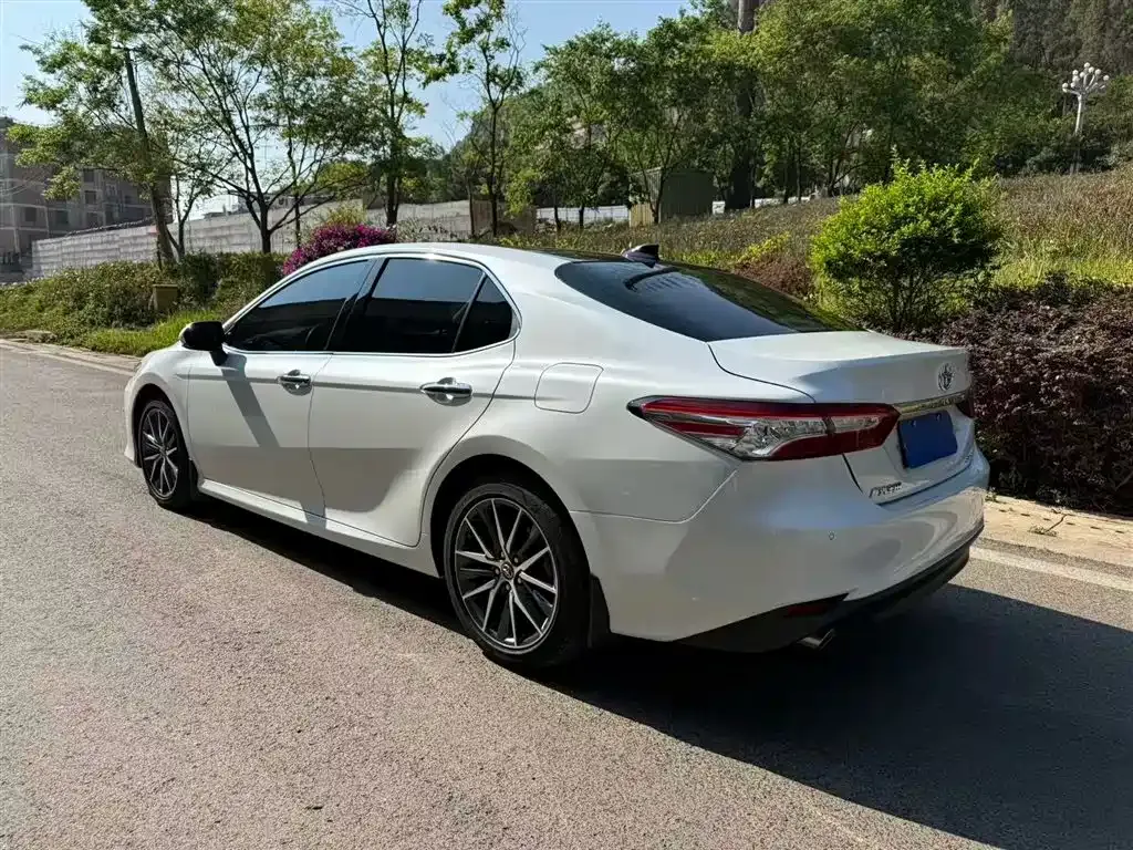 Toyota Camry 2022 из CN, фото 4