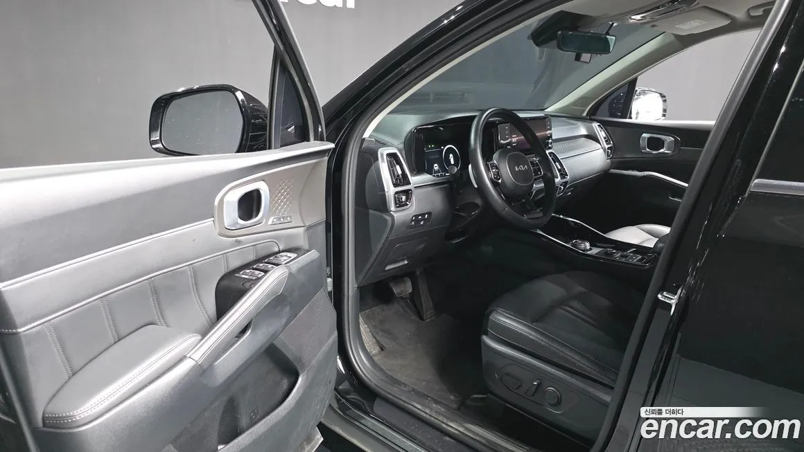 Kia Sorento 2023 из KR, фото 4