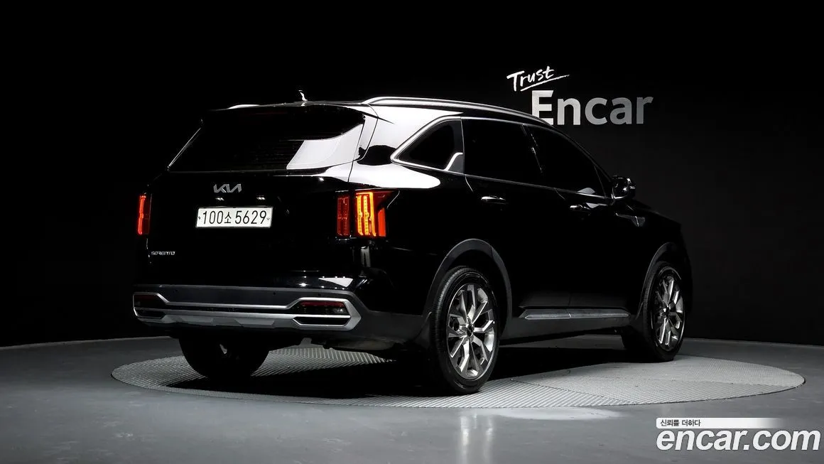 Kia Sorento 2023 из KR, фото 3