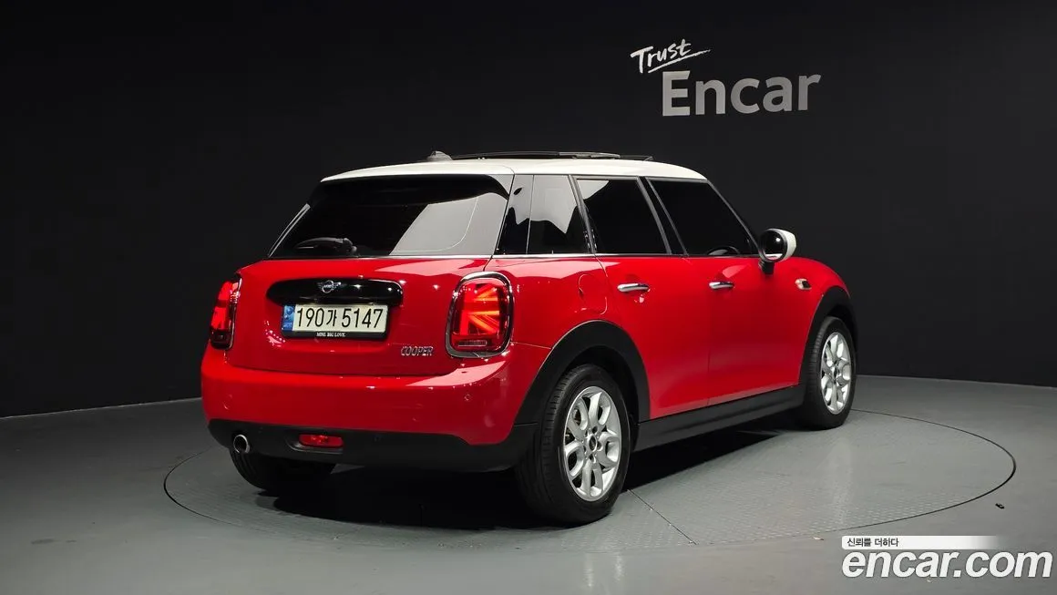 Mini Cooper 2021 из KR, фото 2