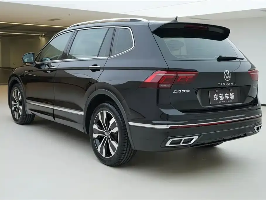 Volkswagen Tiguan L — фото 6