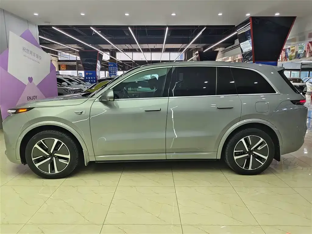 Li Auto L8 2023 из CN, фото 6