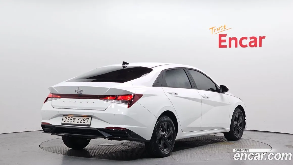 Hyundai AVANTE 2023 из KR, фото 3