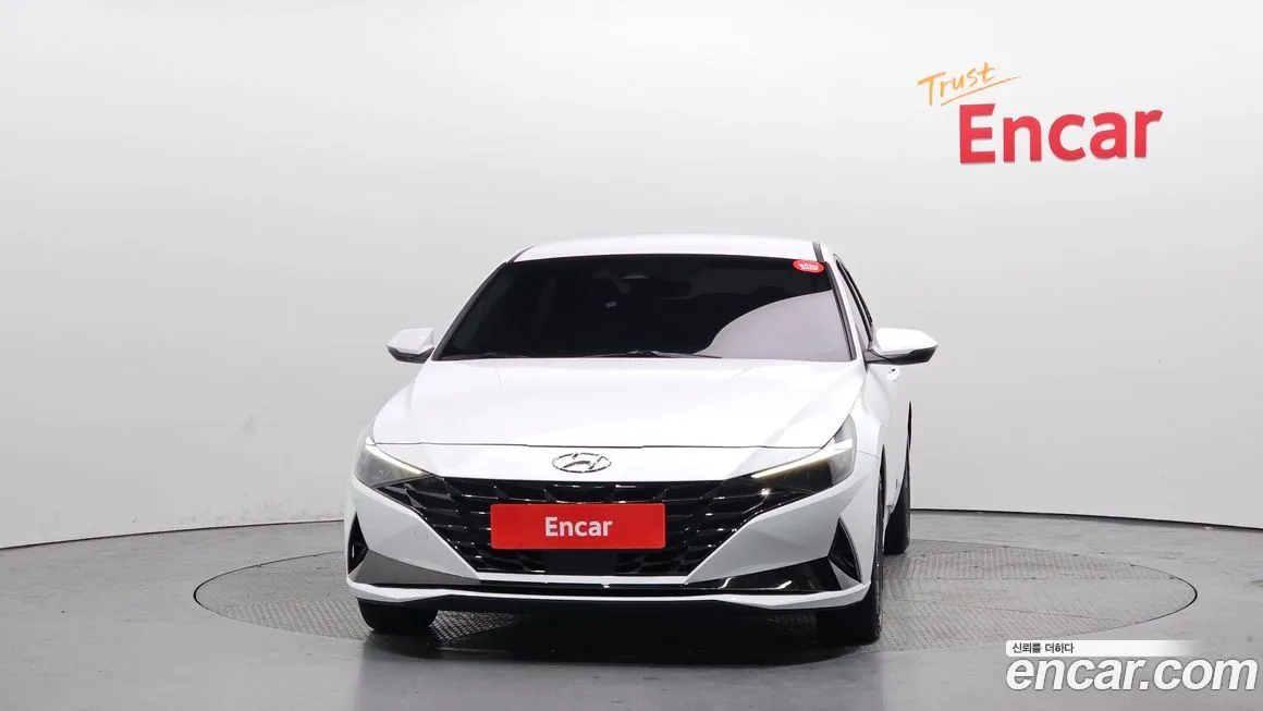 Hyundai AVANTE 2023 из KR, фото 2