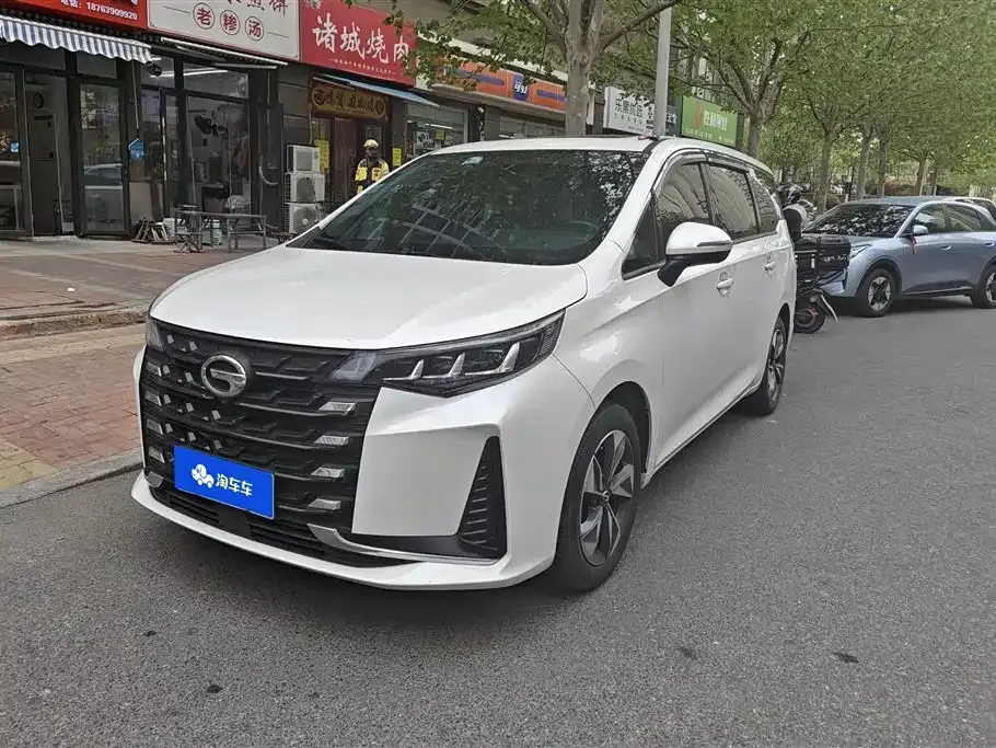 GAC Motor Trumpchi M6 — фото 1