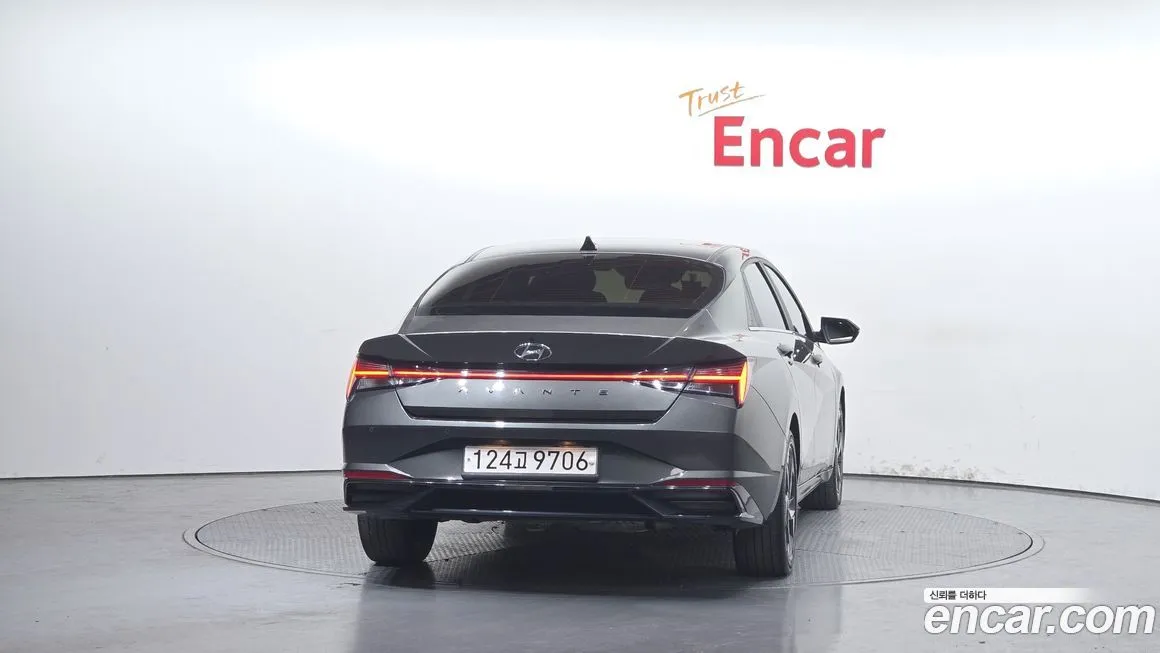 Hyundai AVANTE 2023 из KR, фото 3