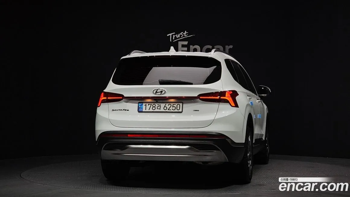 Hyundai Santafe — фото 2