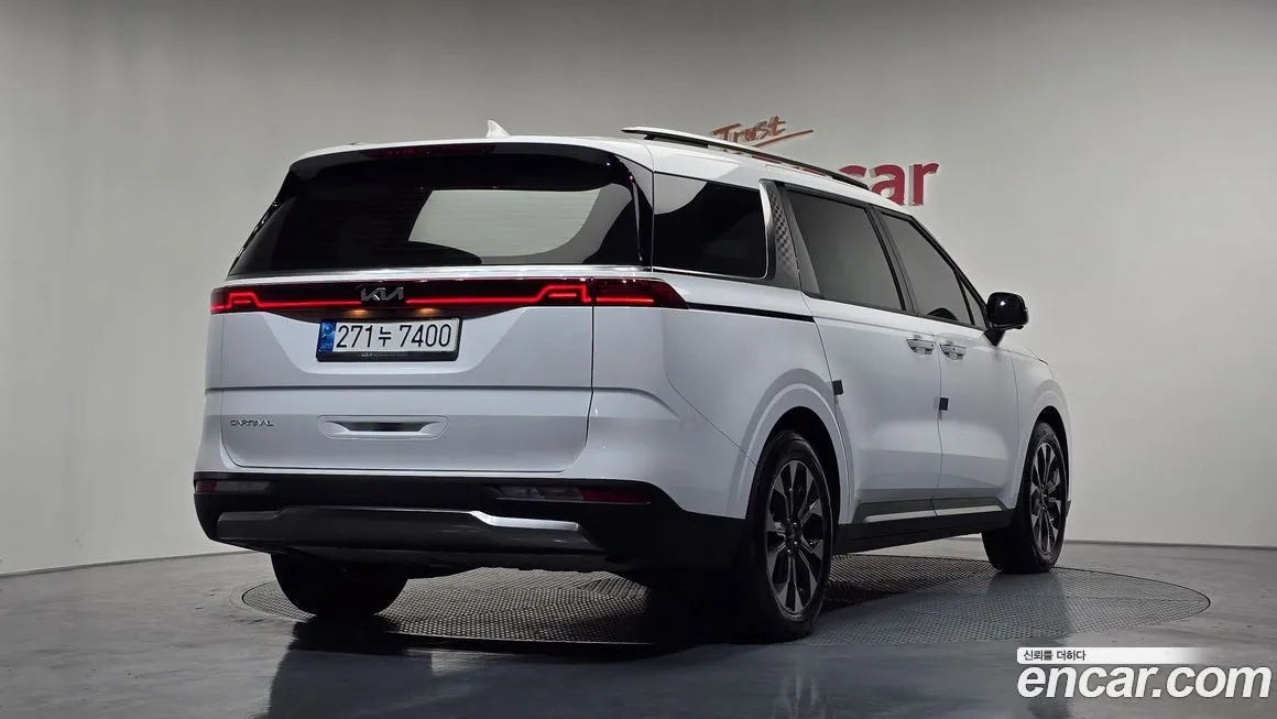 Kia Carnival 2023 из KR, фото 3