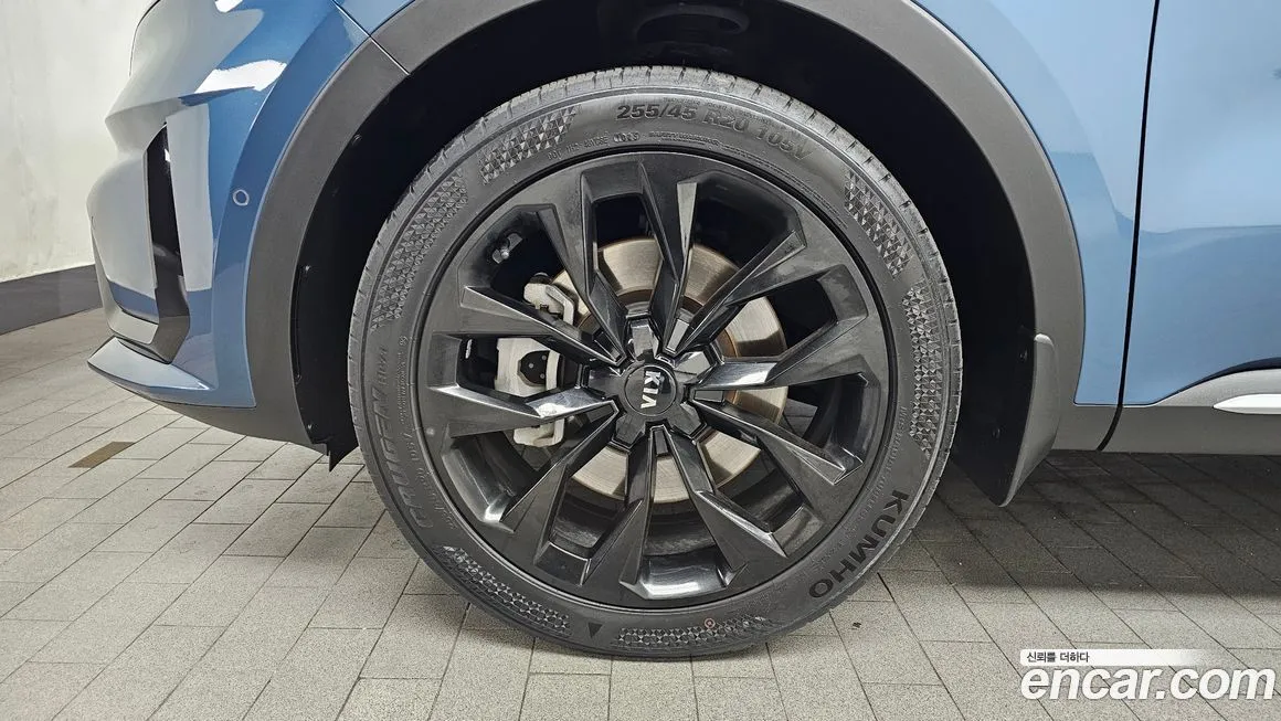 Kia Sorento — фото 7