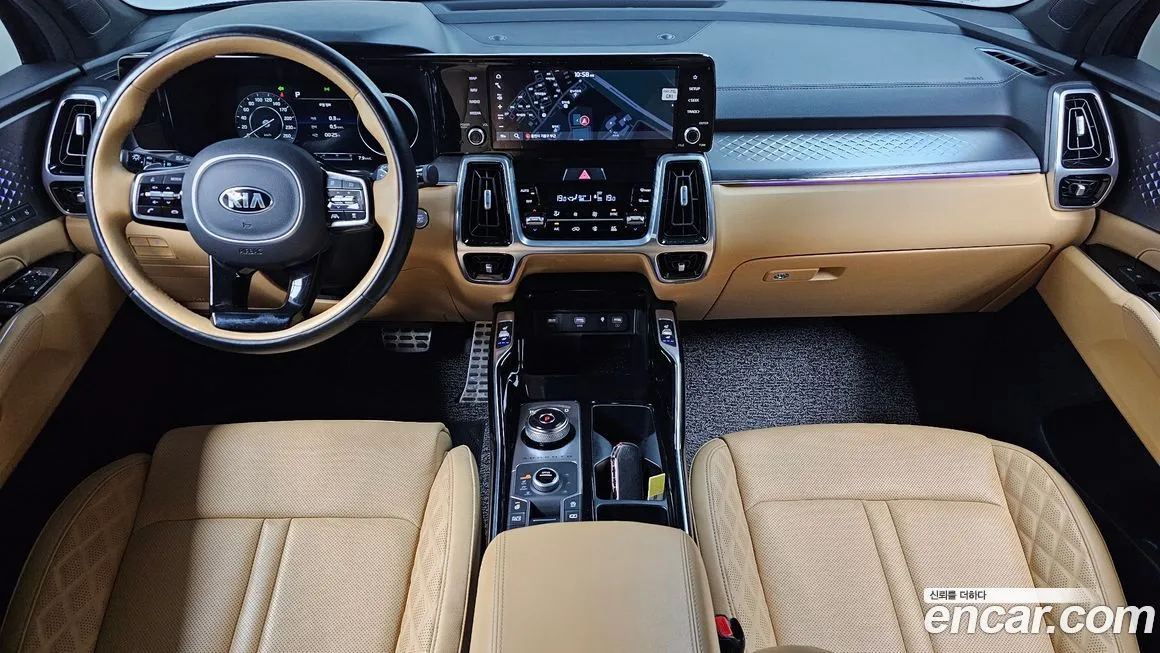 Kia Sorento — фото 8