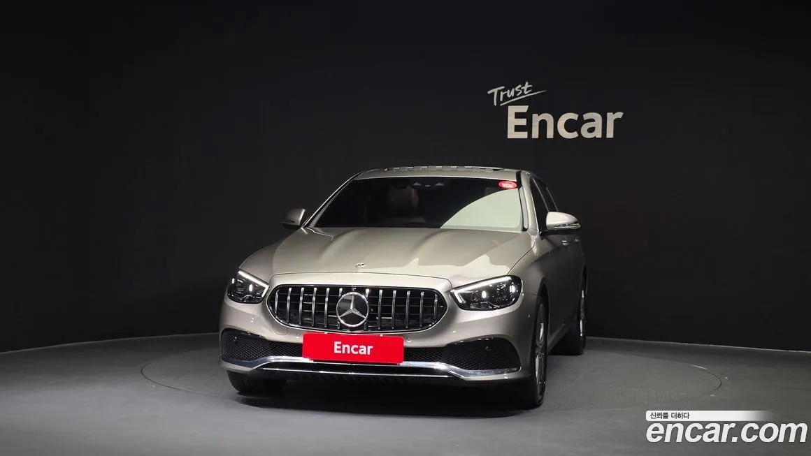 Mercedes-Benz E-Class 2022 из KR, фото 2