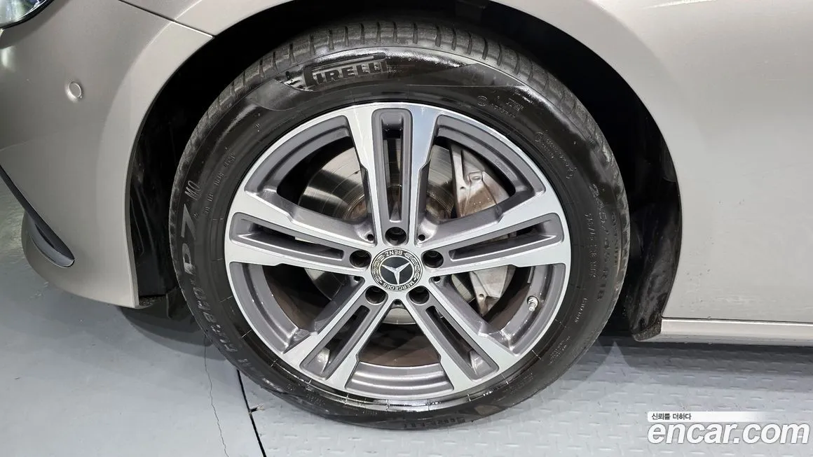 Mercedes-Benz E-Class 2022 из KR, фото 9