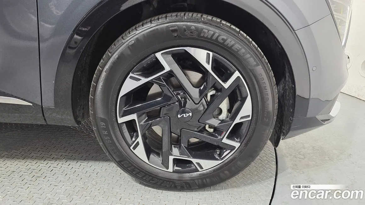 Kia Sportage — фото 8