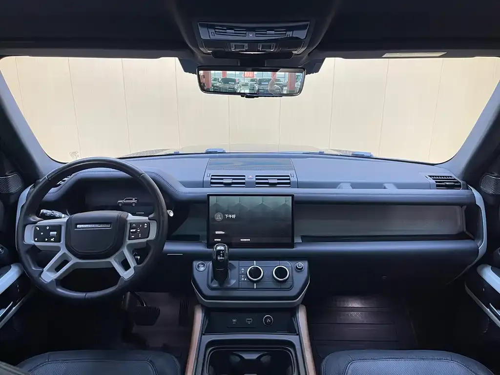 Land Rover Defender — фото 10