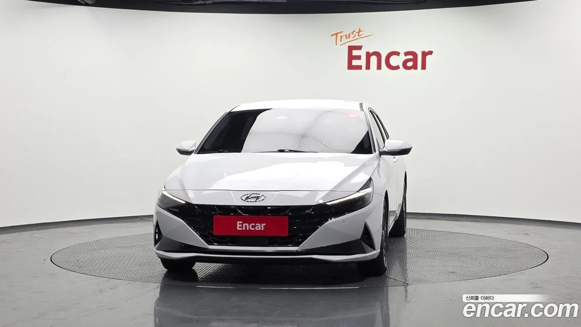 Hyundai AVANTE 2021 из KR, фото 2