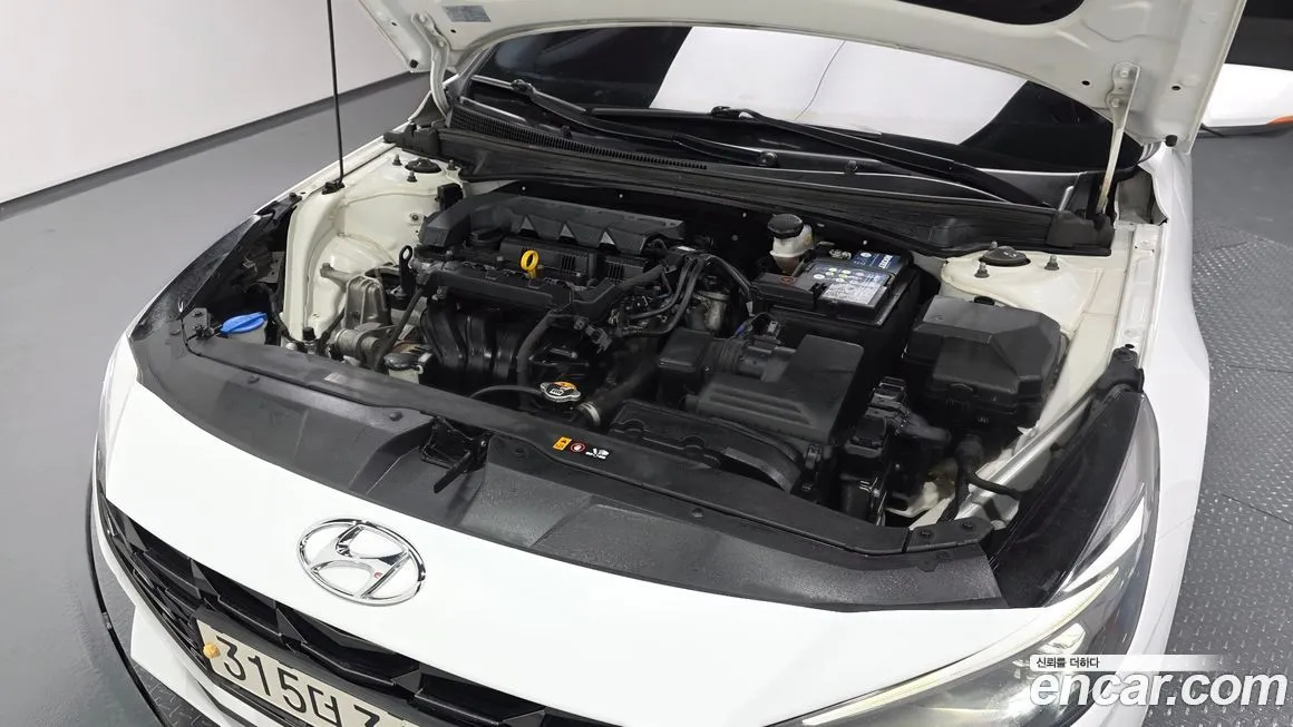 Hyundai AVANTE 2021 из KR, фото 9