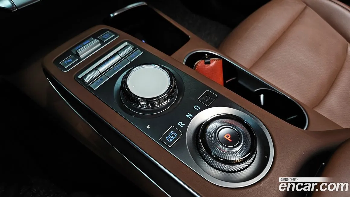 Genesis GV70 — фото 4