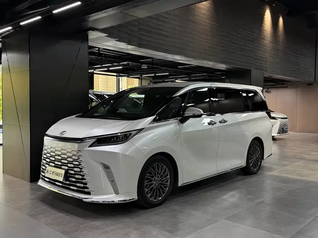 Lexus LM 2024 из CN, фото 1