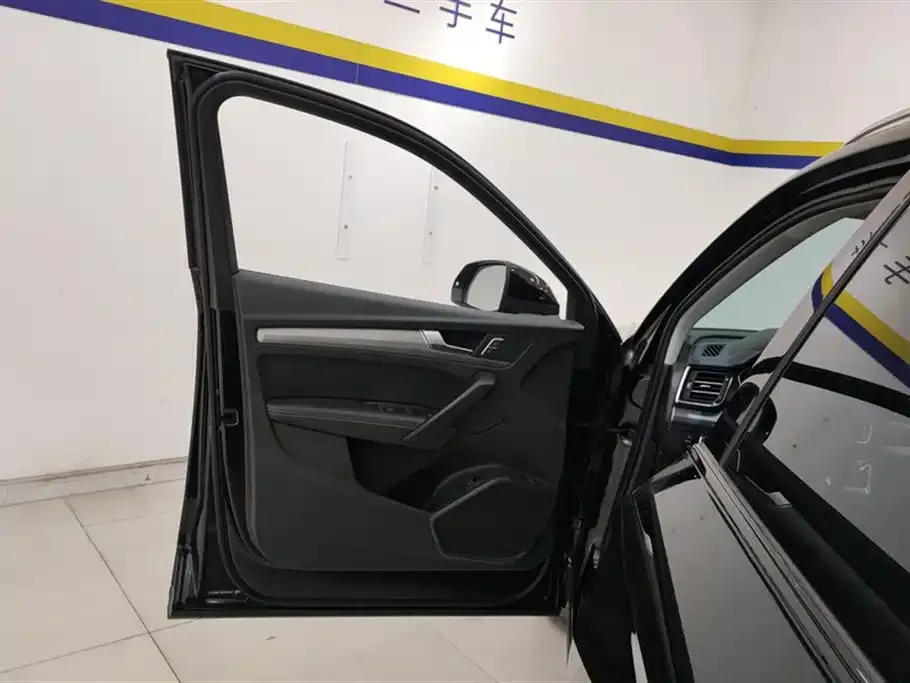 Audi Q5L 2024 из CN, фото 4