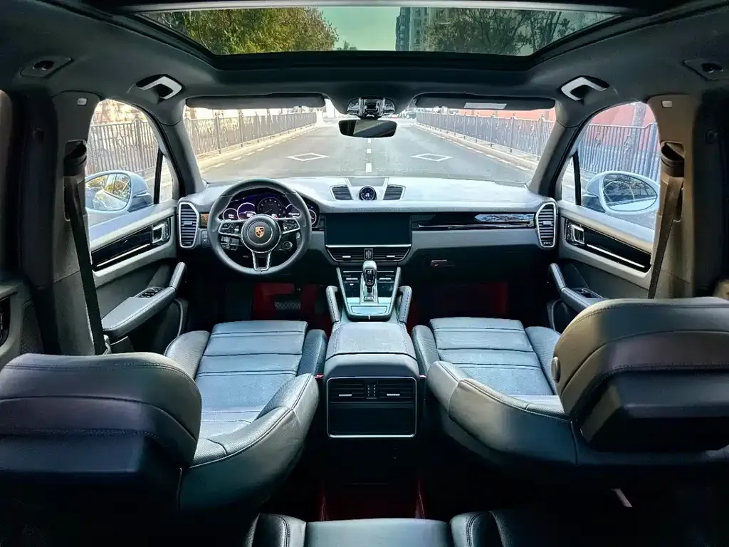 Porsche Cayenne Hybrid — фото 6