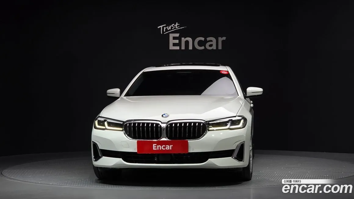 BMW 5-Series 2023 из KR, фото 3