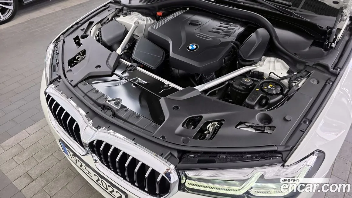 BMW 5-Series 2023 из KR, фото 7