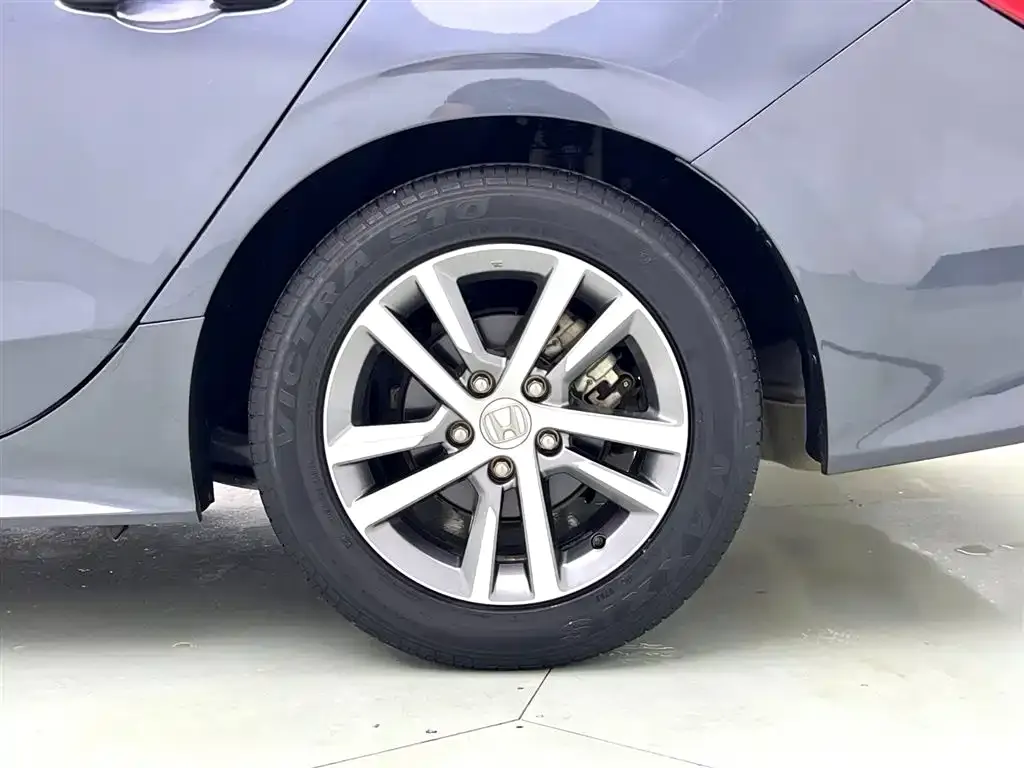 Honda Civic — фото 5