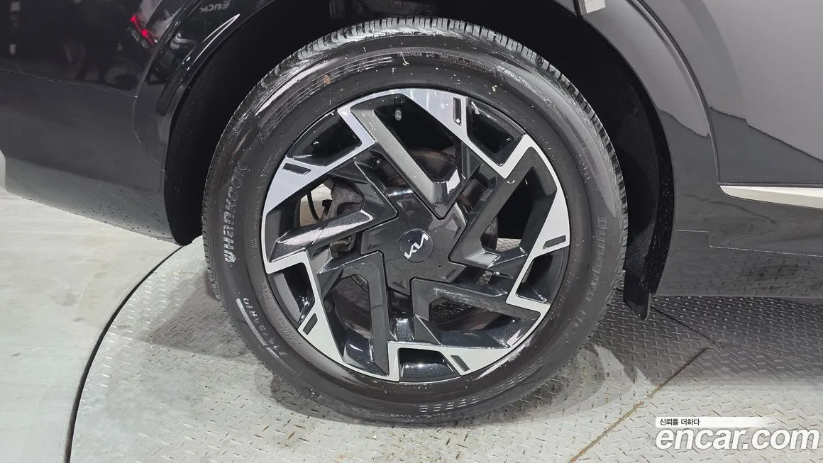 Kia Sportage — фото 10