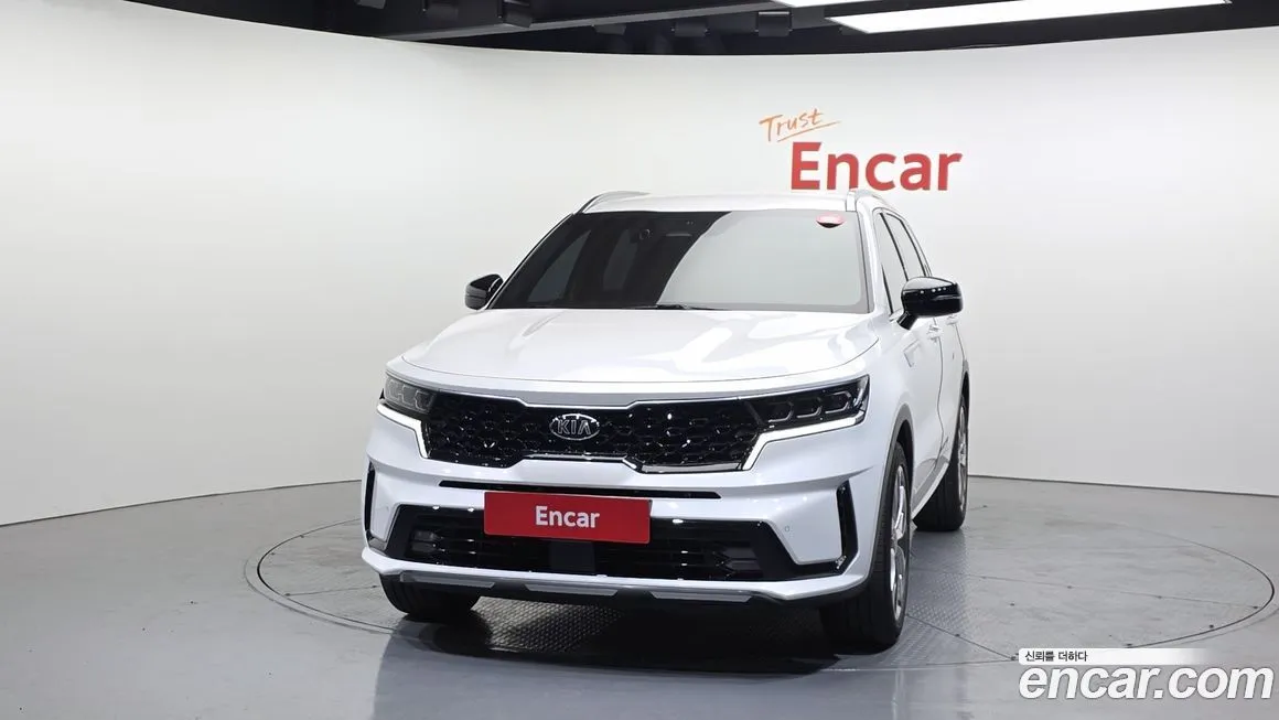 Kia Sorento — фото 4