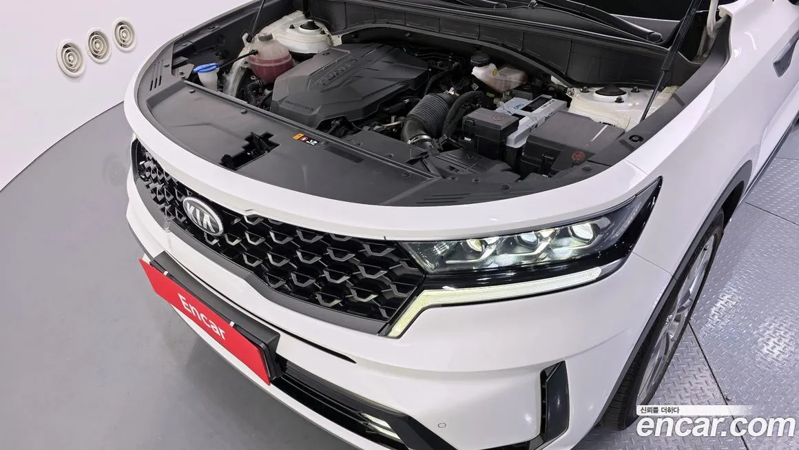 Kia Sorento — фото 9