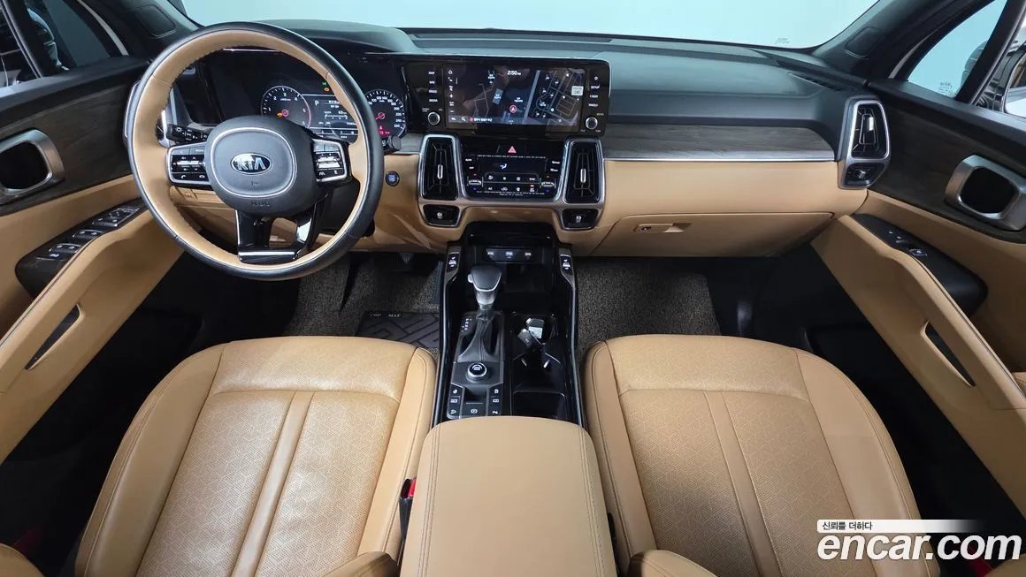 Kia Sorento — фото 10