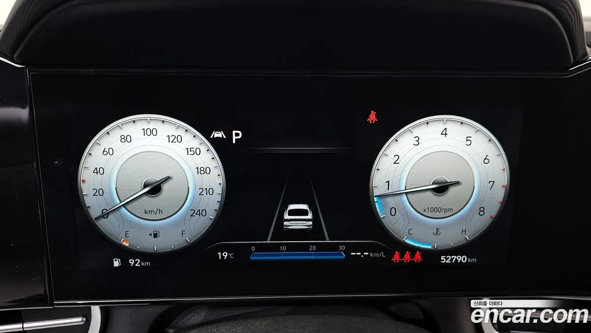 Hyundai AVANTE 2021 из KR, фото 3