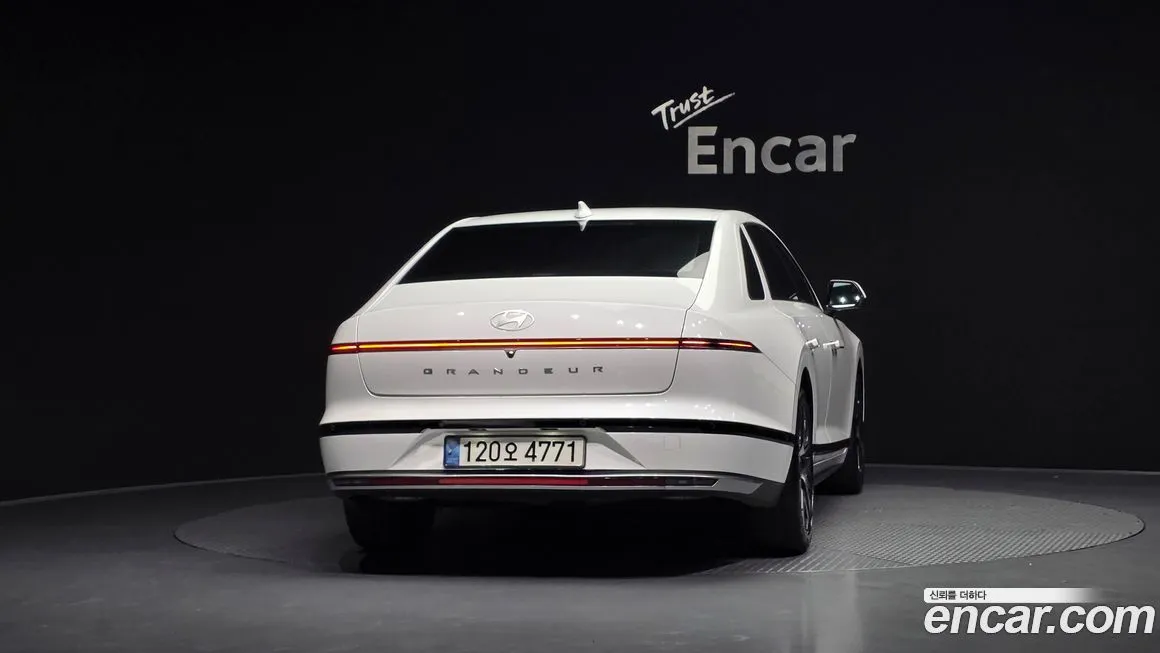 Hyundai Grandeur 2023 из KR, фото 3
