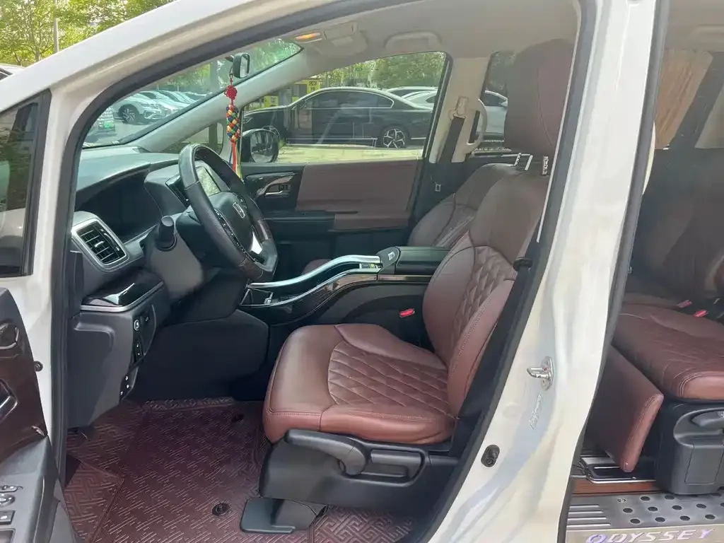 Honda Odyssey 2021 из CN, фото 2