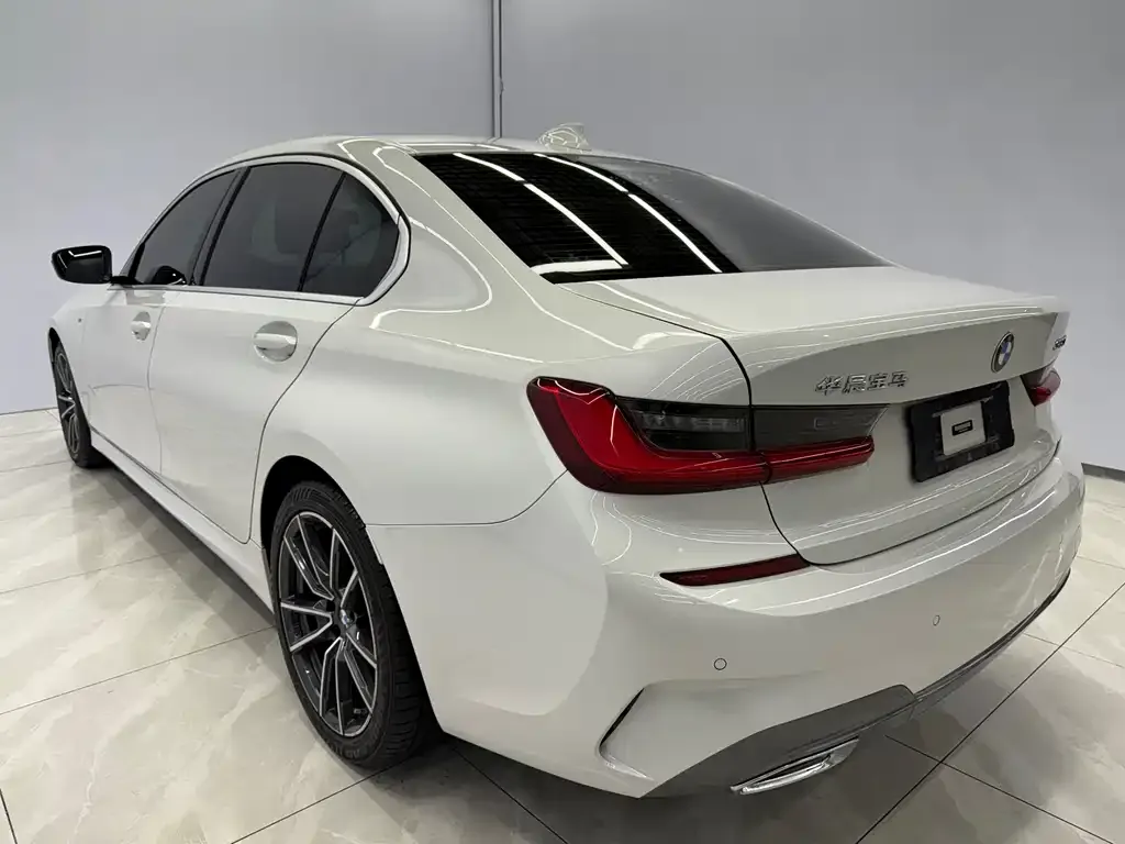 BMW 3 Series — фото 4