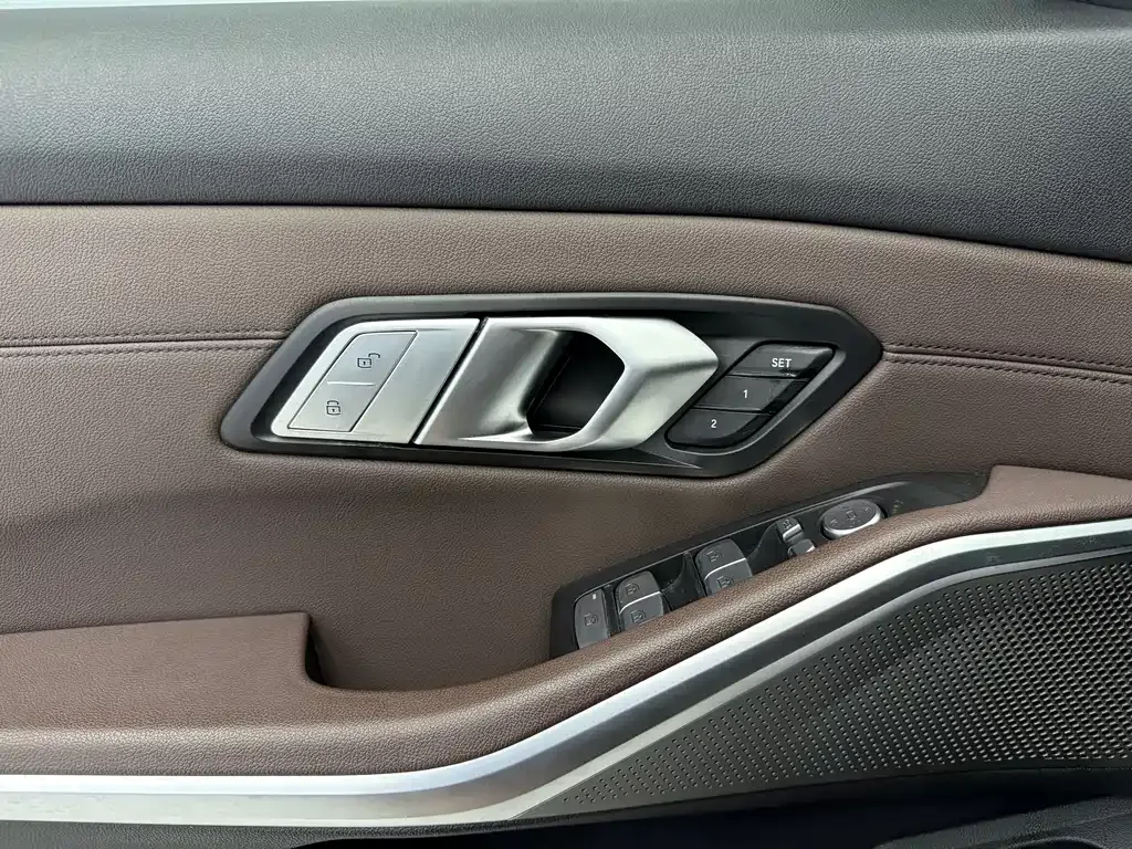 BMW 3 Series — фото 10