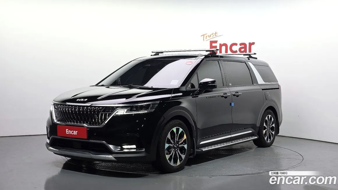 Kia Carnival — фото 1