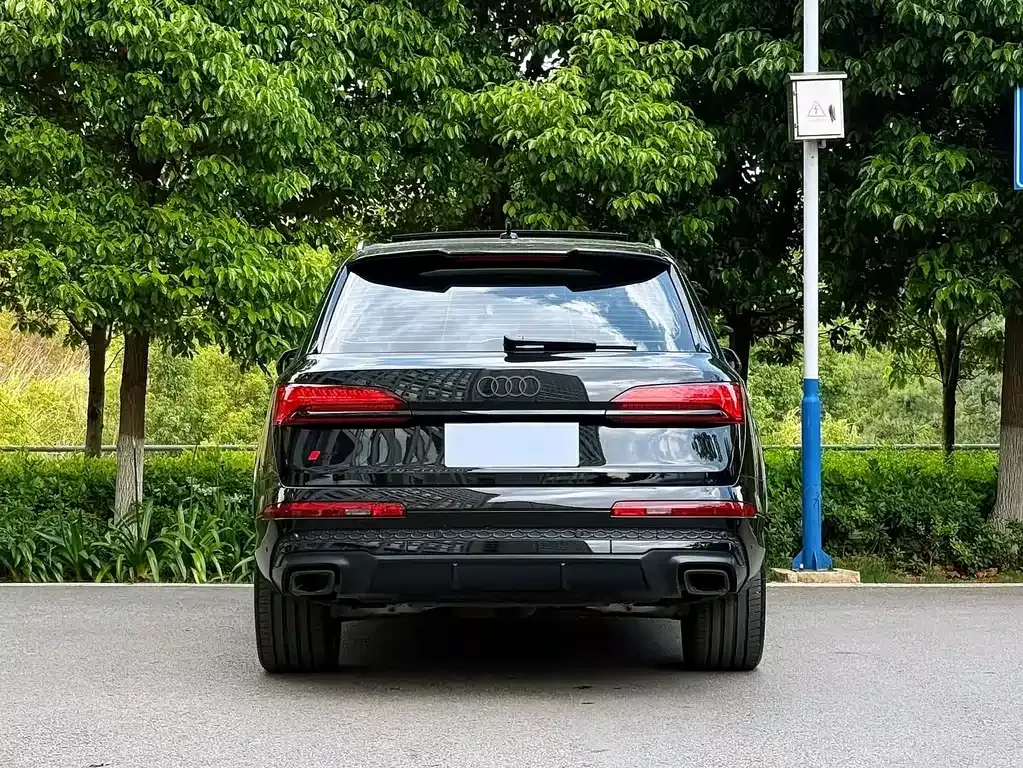 Audi Q7 — фото 4