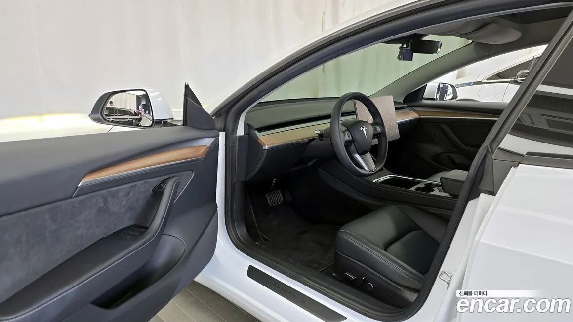 Tesla Model 3 2022 из KR, фото 3