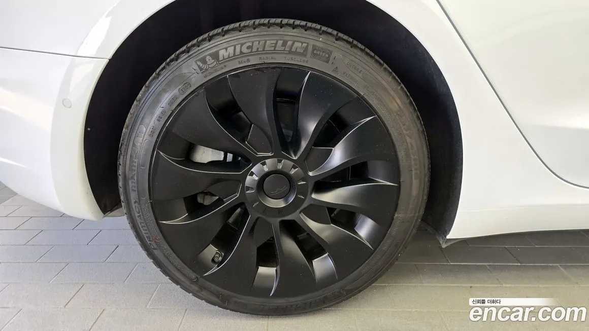 Tesla Model 3 2022 из KR, фото 9