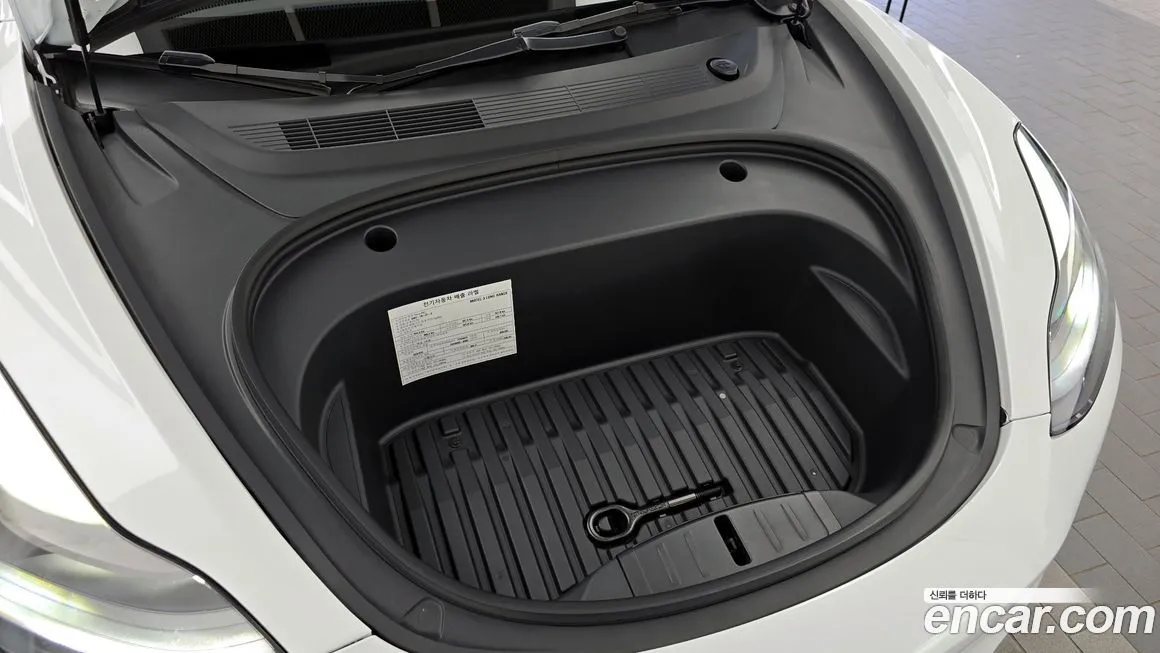Tesla Model 3 2022 из KR, фото 8
