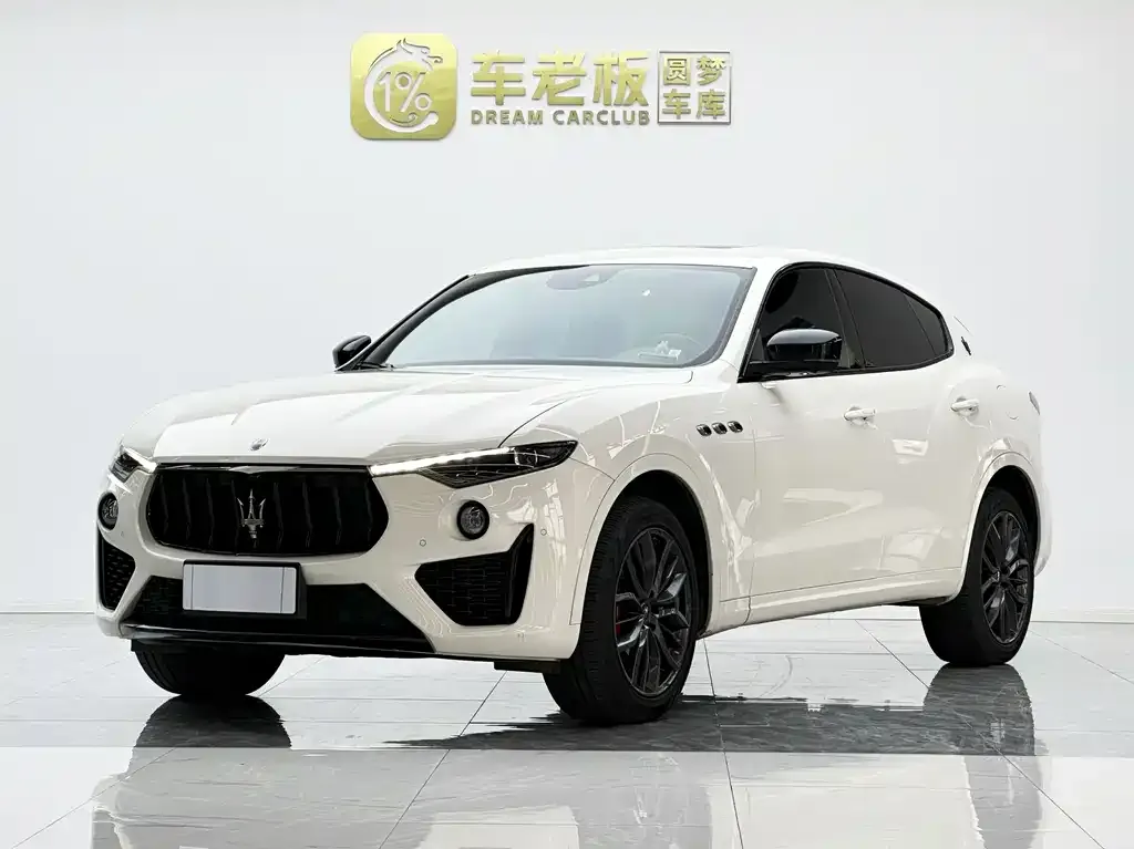 Maserati Levante — фото 1