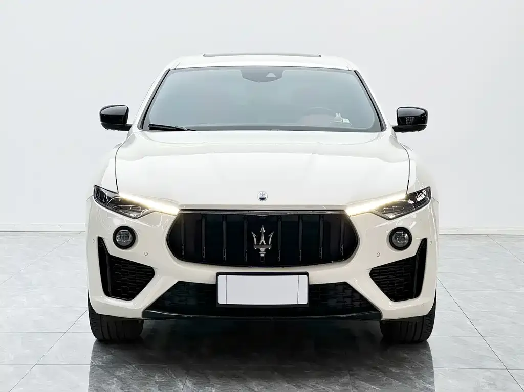 Maserati Levante — фото 2
