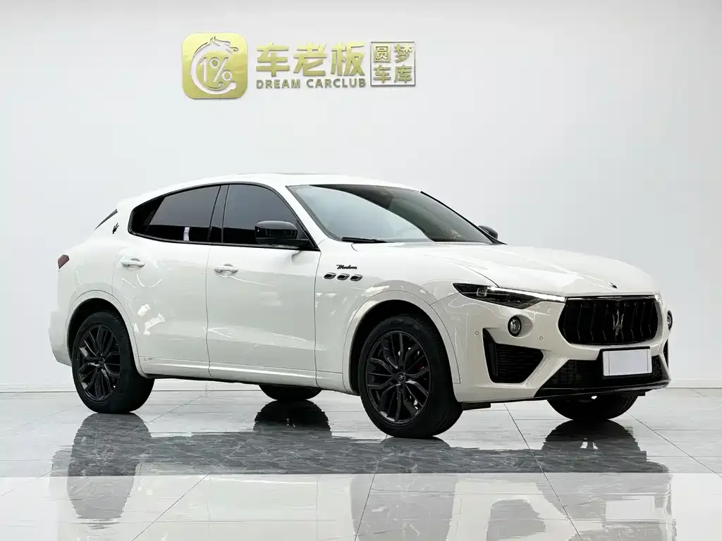 Maserati Levante — фото 6