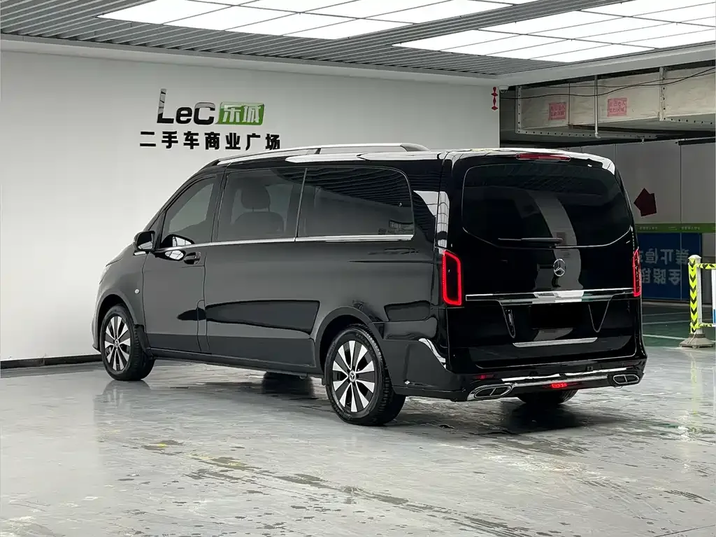 Mercedes-Benz Vito — фото 10