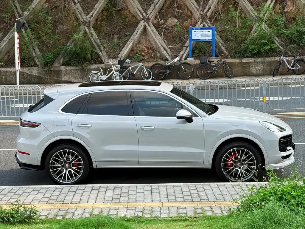 Porsche Cayenne 2022 из CN, фото 5