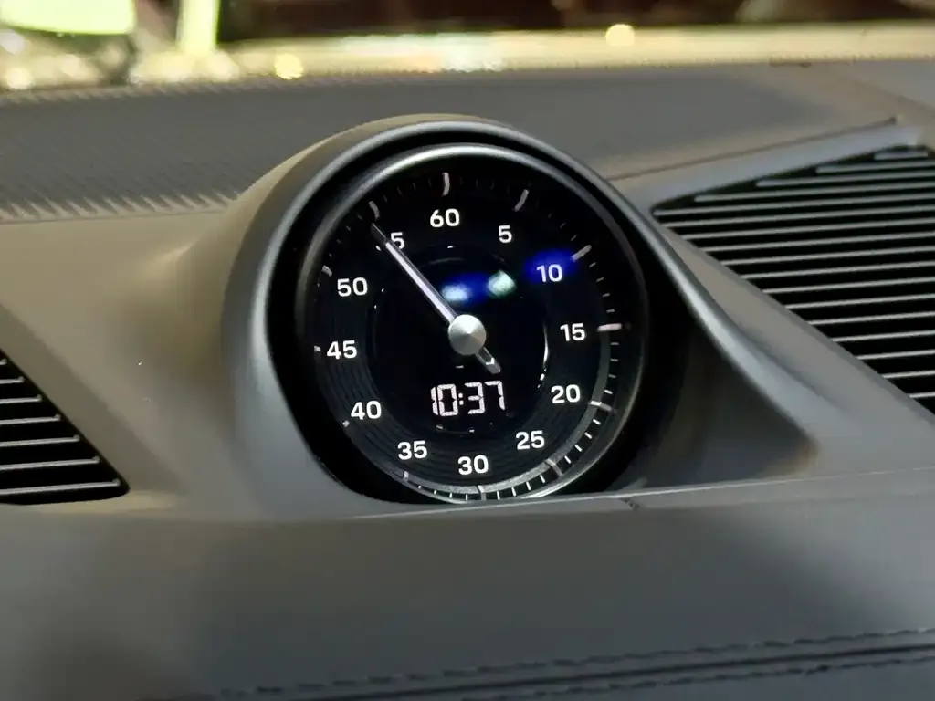 Porsche Cayenne 2024 из CN, фото 2