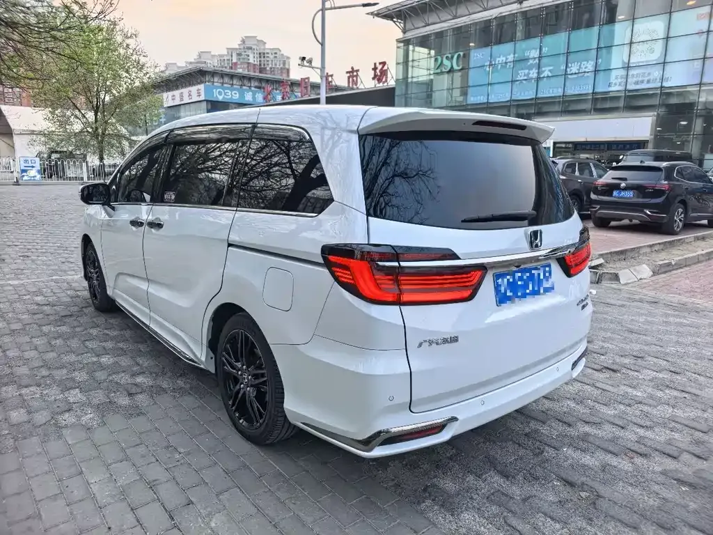 Honda Odyssey 2022 из CN, фото 7
