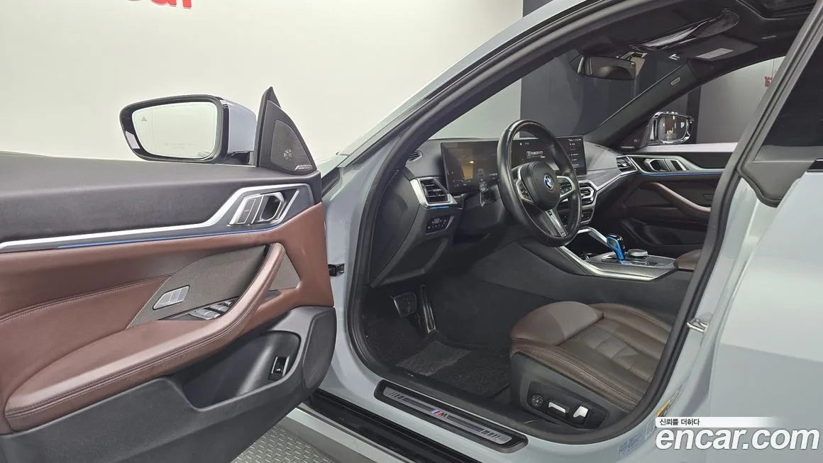 BMW i4 2023 из KR, фото 3