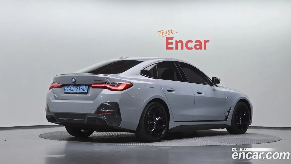 BMW i4 2023 из KR, фото 9
